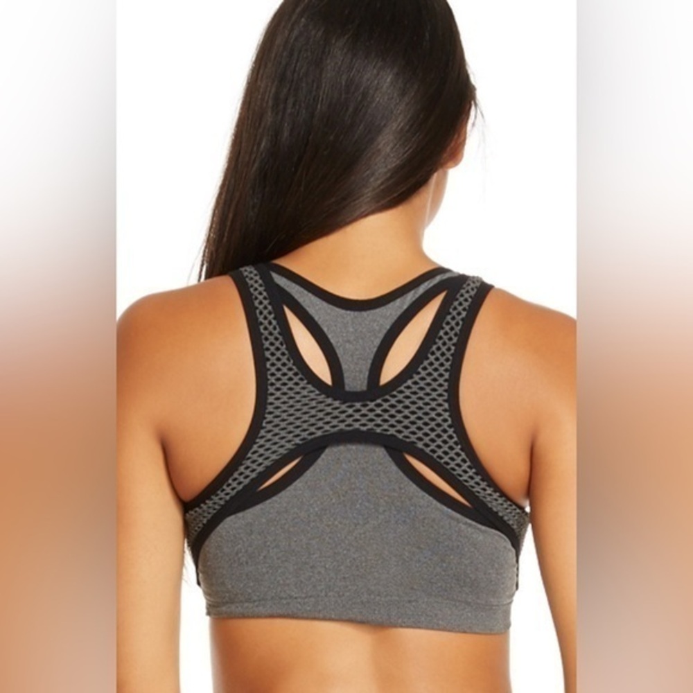 Fabletics Lunada Seamless Heather Gray Black Racerback Sports Bra Women’s Small